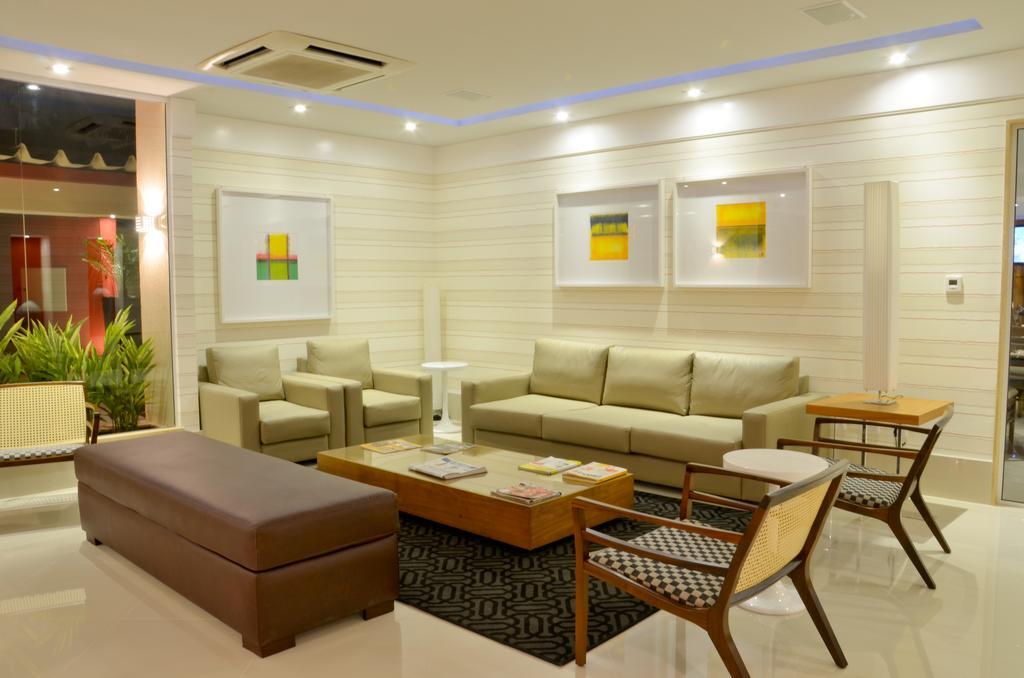 Capri Hotel Duque de Caxias Buitenkant foto